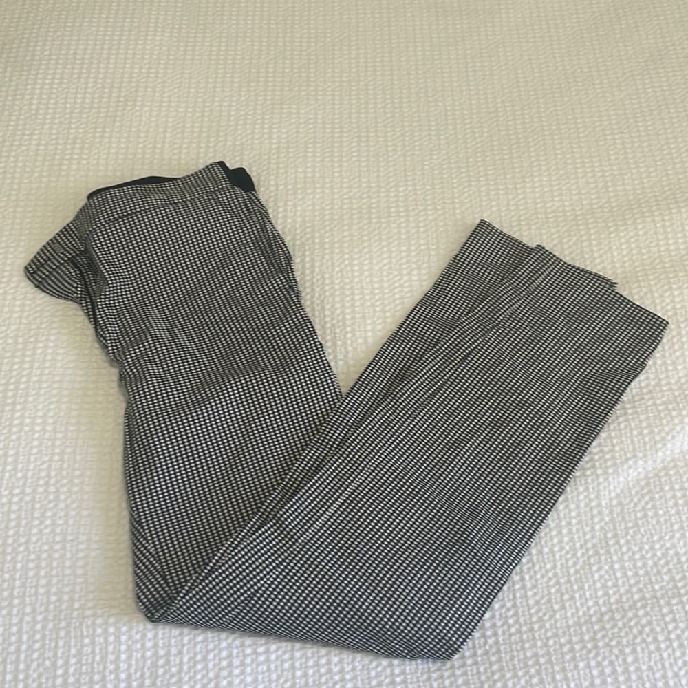 Zara black and white checkered mid-rise pant